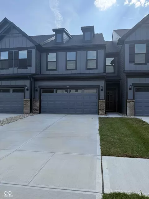 9763 Behner Dr, Fishers, IN 46038