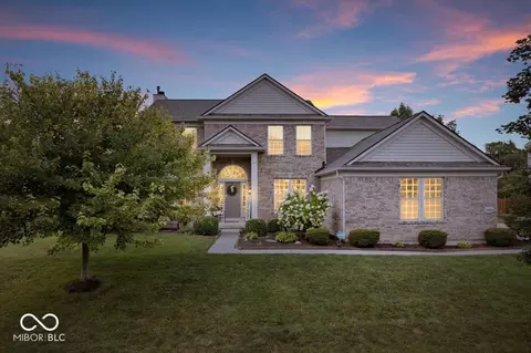 19069 Walter Grove Dr, Noblesville, IN 46062