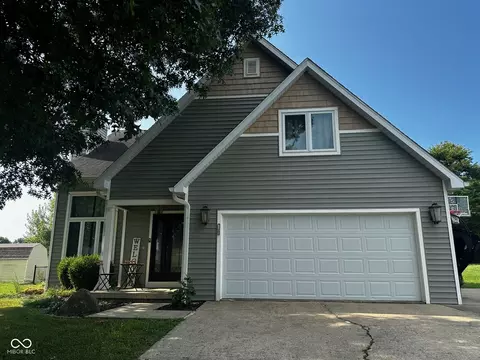 427 Birch St, Ellettsville, IN 47429