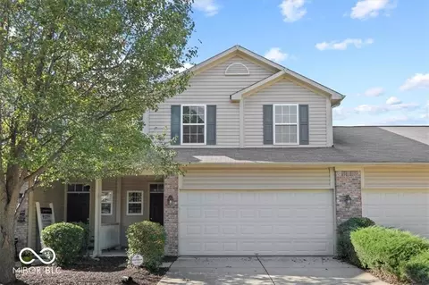 7232 Wyatt Ln, Indianapolis, IN 46217