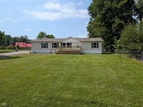 260 Hawthorne Dr, North Vernon, IN 47265