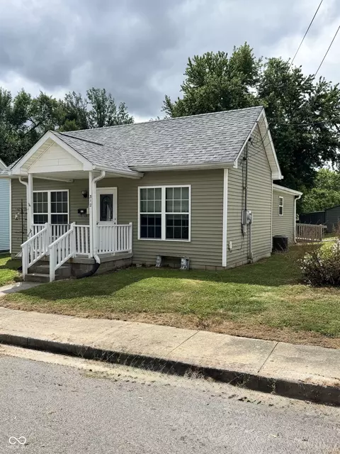 312 Ohio St, Greencastle, IN 46135