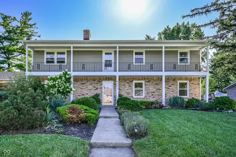 6825 Farmleigh Dr, Indianapolis, IN 46220
