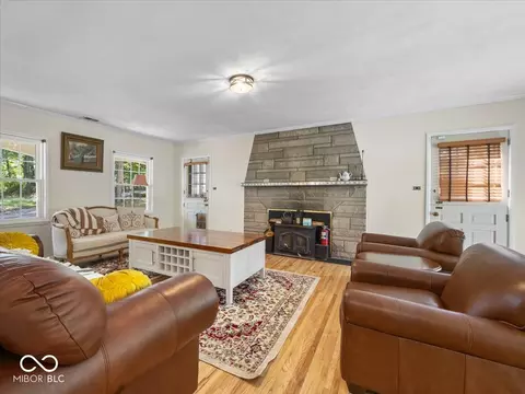 Living - 9271 S 225 E, Flat Rock, IN 47234 photo 5 of 8