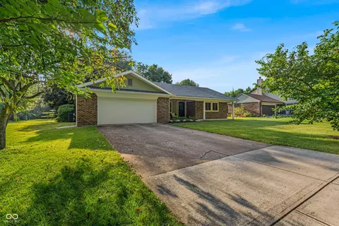 7806 Hoover Rd, Indianapolis, IN 46260