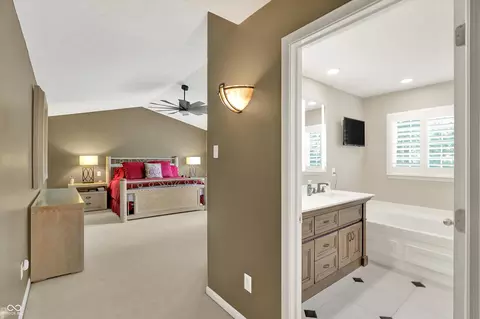 Entry Way - 11995 Gray Eagle Dr, Fishers, IN 46037 photo 9 of 9