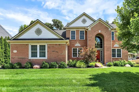 Exterior - 11995 Gray Eagle Dr, Fishers, IN 46037 photo 14 of 19