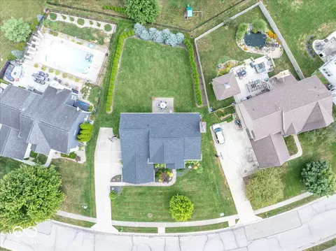 View/Area - 11995 Gray Eagle Dr, Fishers, IN 46037 photo 1 of 10