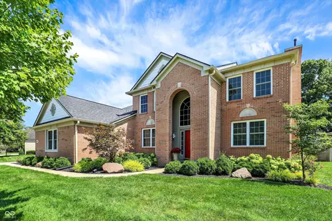 Exterior - 11995 Gray Eagle Dr, Fishers, IN 46037 photo 2 of 19