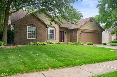 7757 Kemble Ct, Fishers, IN 46038