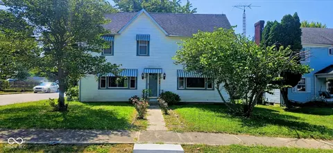 709 E Main St, Lewisville, IN 47352