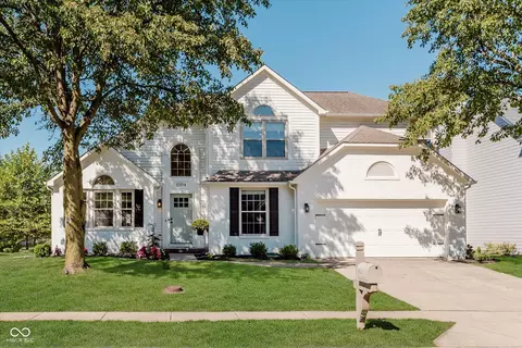10914 Woodward Dr, Fishers, IN 46037