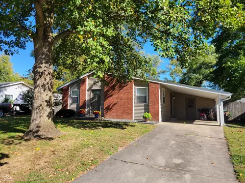 2213 Chandler Ln, Columbus, IN 47203