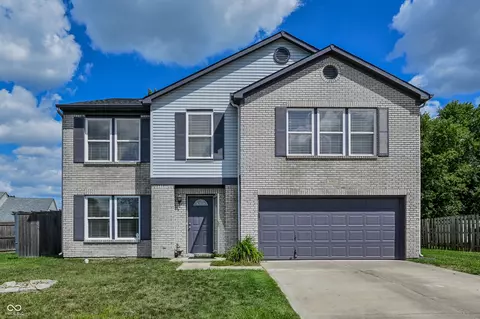 6303 Amber Valley Ln, Indianapolis, IN 46237