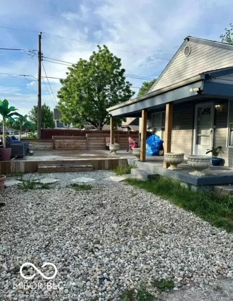 625 Collier St, Indianapolis, IN 46241