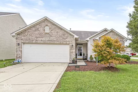 7406 Graymont Dr, Indianapolis, IN 46221