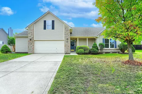 315 Mcintosh Ln, Westfield, IN 46074