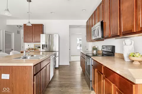 Kitchen - 8607 Redditch Dr, Avon, IN 46123 photo 1 of 2