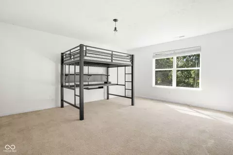 Bedroom - 8607 Redditch Dr, Avon, IN 46123 photo 6 of 9