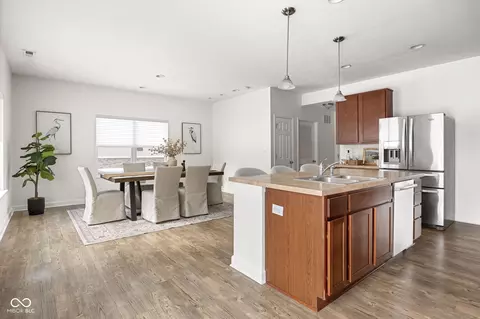 Dining - 8607 Redditch Dr, Avon, IN 46123 photo 1 of 4