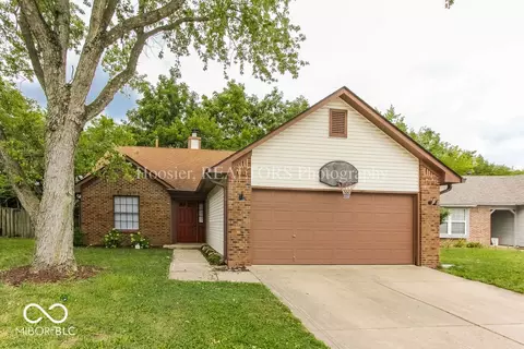14610 Village Park E Dr, Carmel, IN 46033