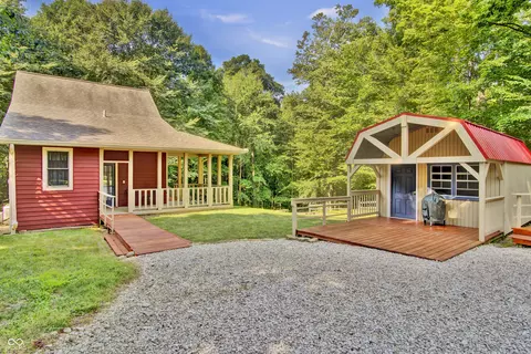 7154 Possum Trot Rd, Unionville, IN 47468