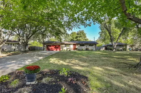 10380 Carrollton Ave, Indianapolis, IN 46280
