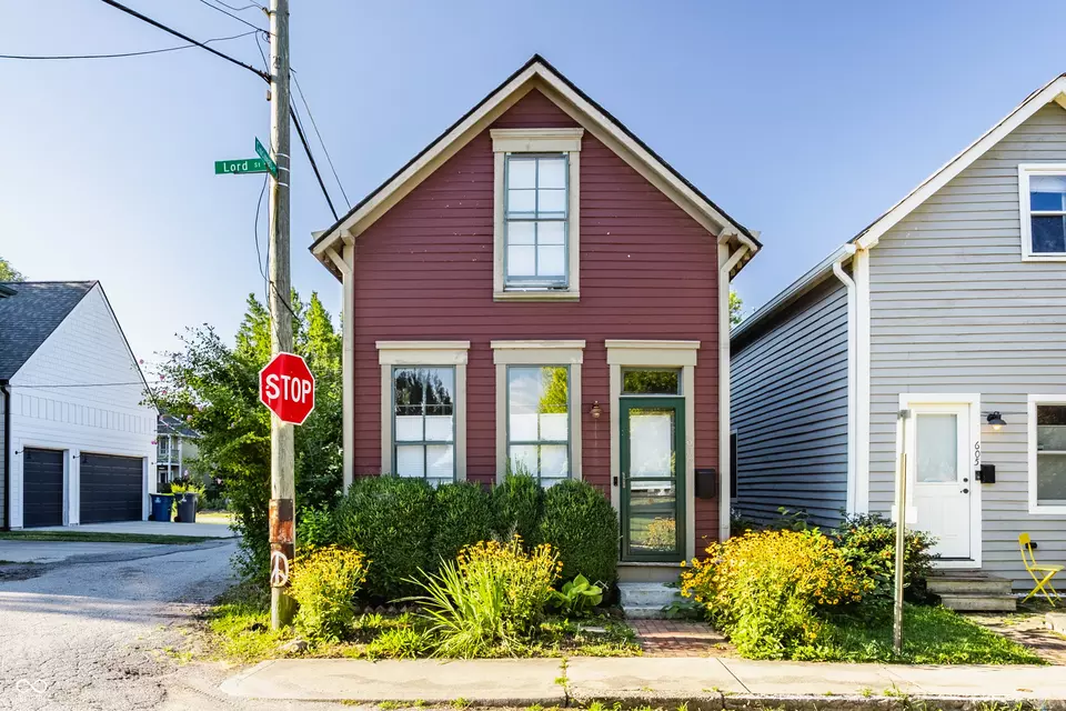 Exterior - 607 Lord St, Indianapolis, IN 46202 photo 1 of 12