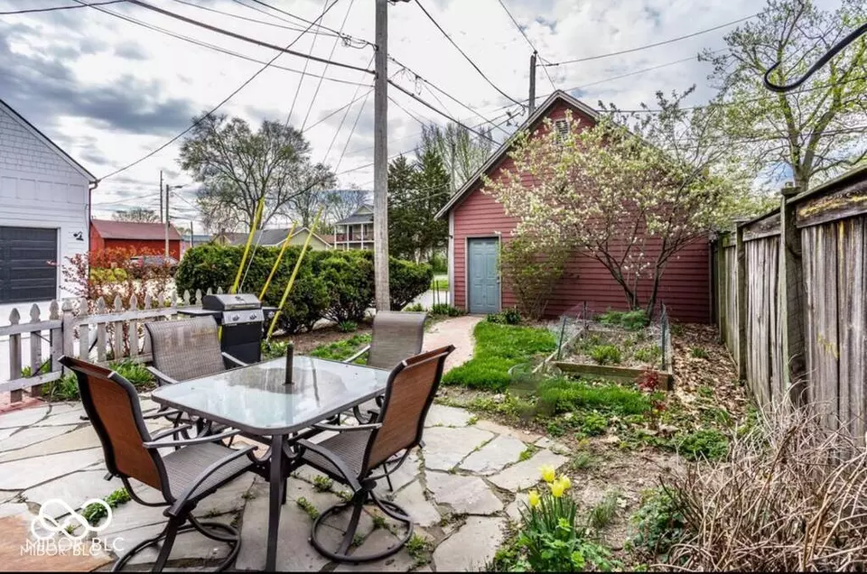 Exterior - 607 Lord St, Indianapolis, IN 46202 photo 6 of 12