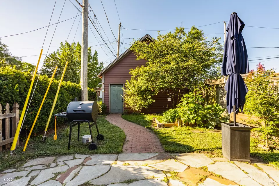 Exterior - 607 Lord St, Indianapolis, IN 46202 photo 9 of 12