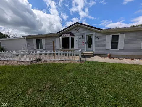 608 Pumpkin Pl, Cloverdale, IN 46120