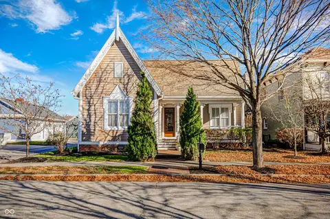 12697 Treaty Line St, Carmel, IN 46032