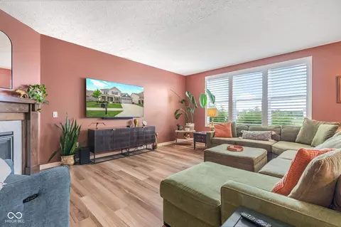 Living - 4160 Lotus St, Plainfield, IN 46168 photo 1 of 6