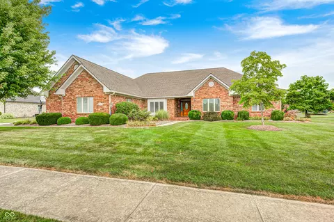 2325 Golfside Dr, Lebanon, IN 46052