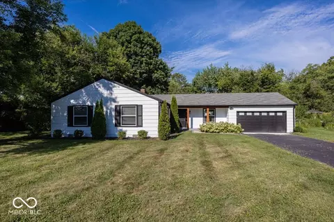 8650 Holliday Dr, Indianapolis, IN 46260