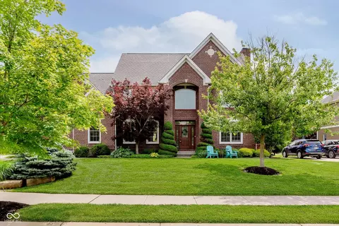 10297 Forest Meadow Cir, Fishers, IN 46040