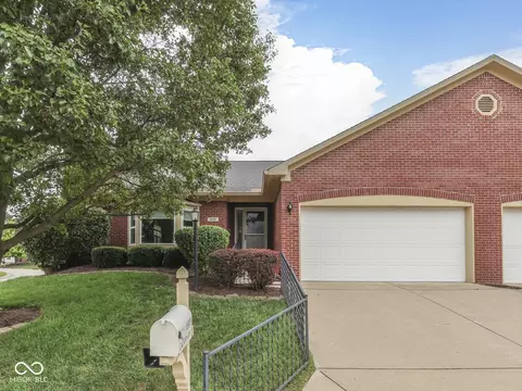 6533 Cobham Ln, Indianapolis, IN 46237