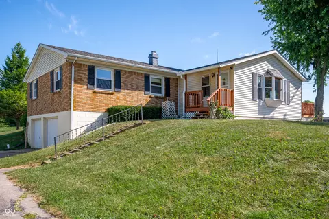 7640 E County Road 450 N, Mooreland, IN 47360