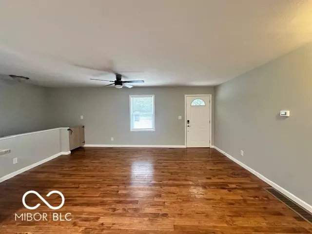 Living - 11630 W Georgetown Rd, Columbus, IN 47201 photo 2 of 3