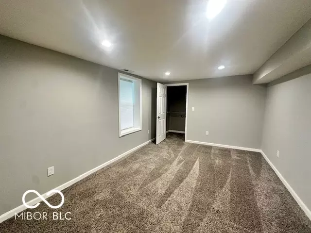 Bedroom - 11630 W Georgetown Rd, Columbus, IN 47201 photo 2 of 2