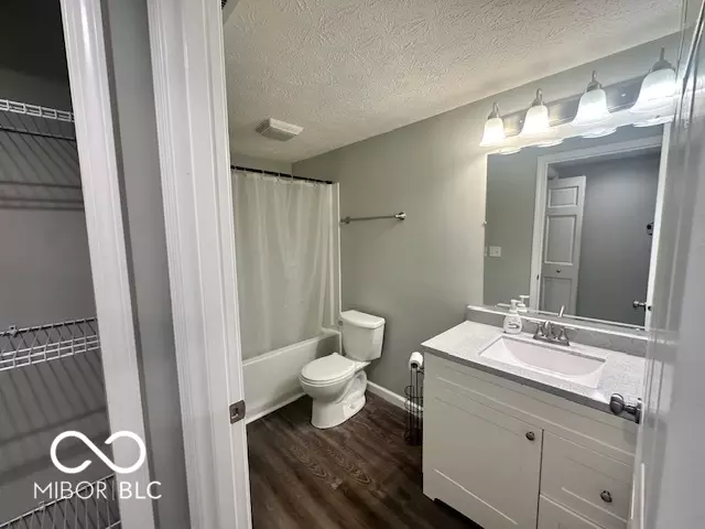 Bath - 11630 W Georgetown Rd, Columbus, IN 47201 photo 3 of 3