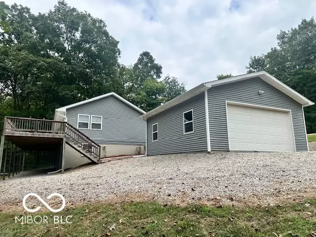 Exterior - 11630 W Georgetown Rd, Columbus, IN 47201 photo 3 of 10