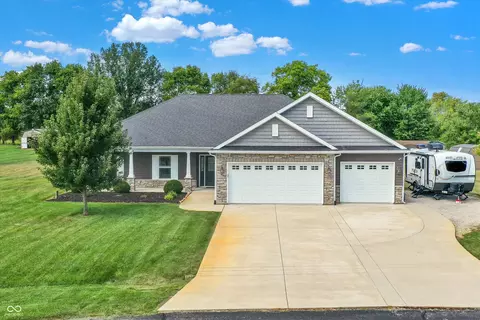 3376 N Jersey Dr, Delphi, IN 46923