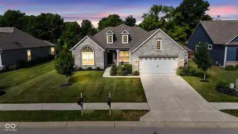 6642 Clearwood Dr, Brownsburg, IN 46112