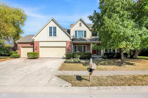13441 Kingsbury Dr, Carmel, IN 46032