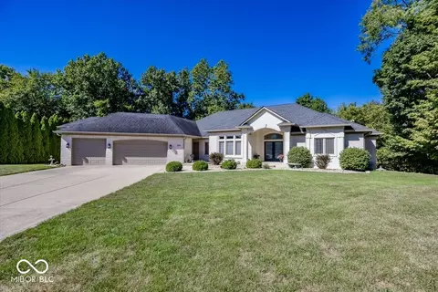 6041 Yellow Birch Ct, Avon, IN 46123
