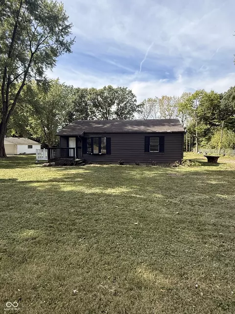 2540 Kristen Dr, Indianapolis, IN 46218