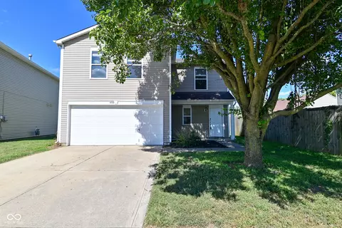 6710 Waverhill Dr, Indianapolis, IN 46217