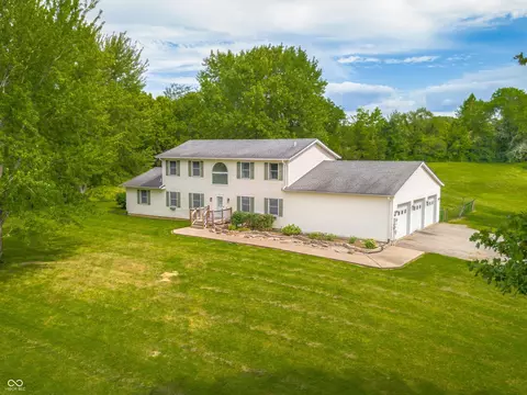 15605 E 500 N, Hope, IN 47246