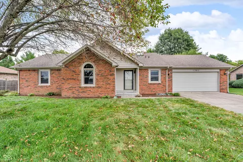 1301 S Odell St, Brownsburg, IN 46112
